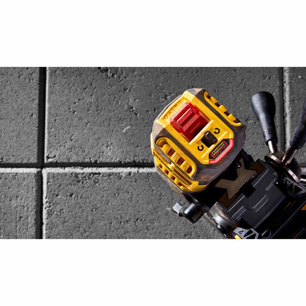DeWalt-DCD1623B_10_88d746f8-91c5-487b-9b1f-9fe2a2e08e92.jpg