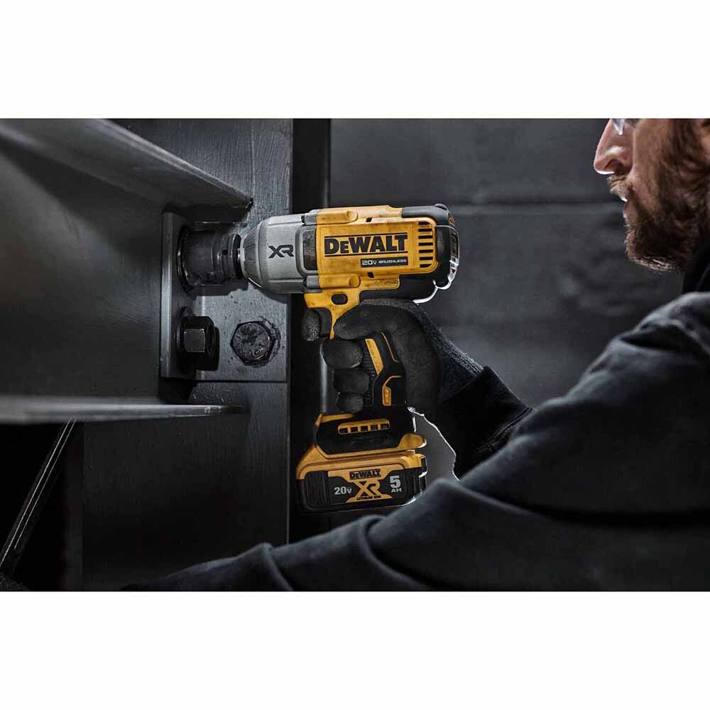 DeWalt-DCF900P1_08_8257db8f-080d-4fb2-8b7e-9564ccb5c856.jpg