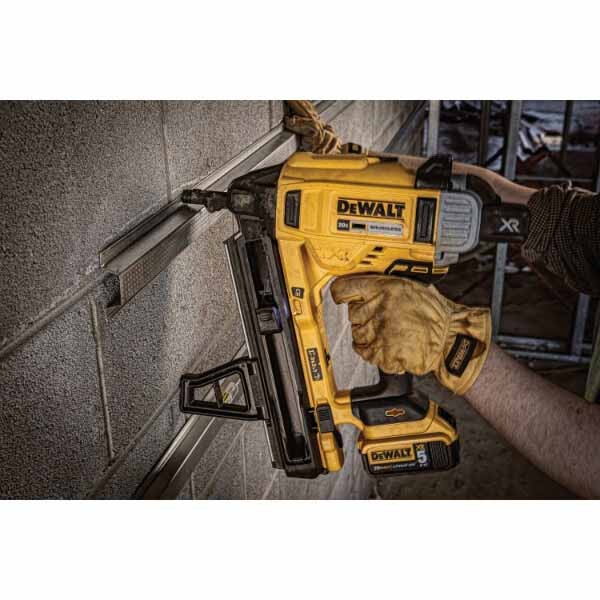 DeWalt-DCN890P2_05_5a76c5d9-9bf0-48bd-8921-cb621cd6d6b1.jpg