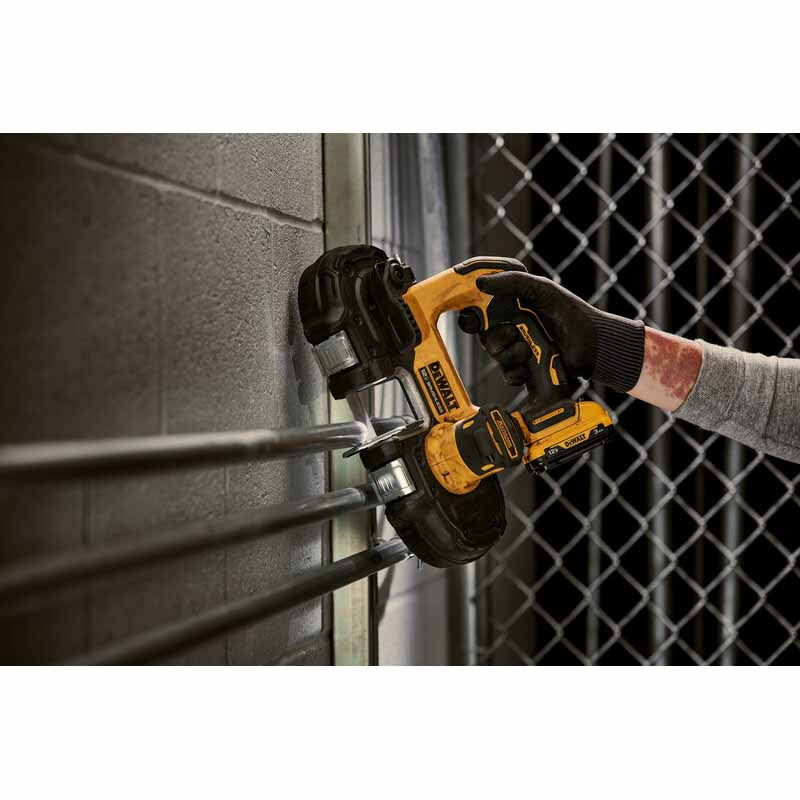 DeWalt-DCS375B_05.jpg
