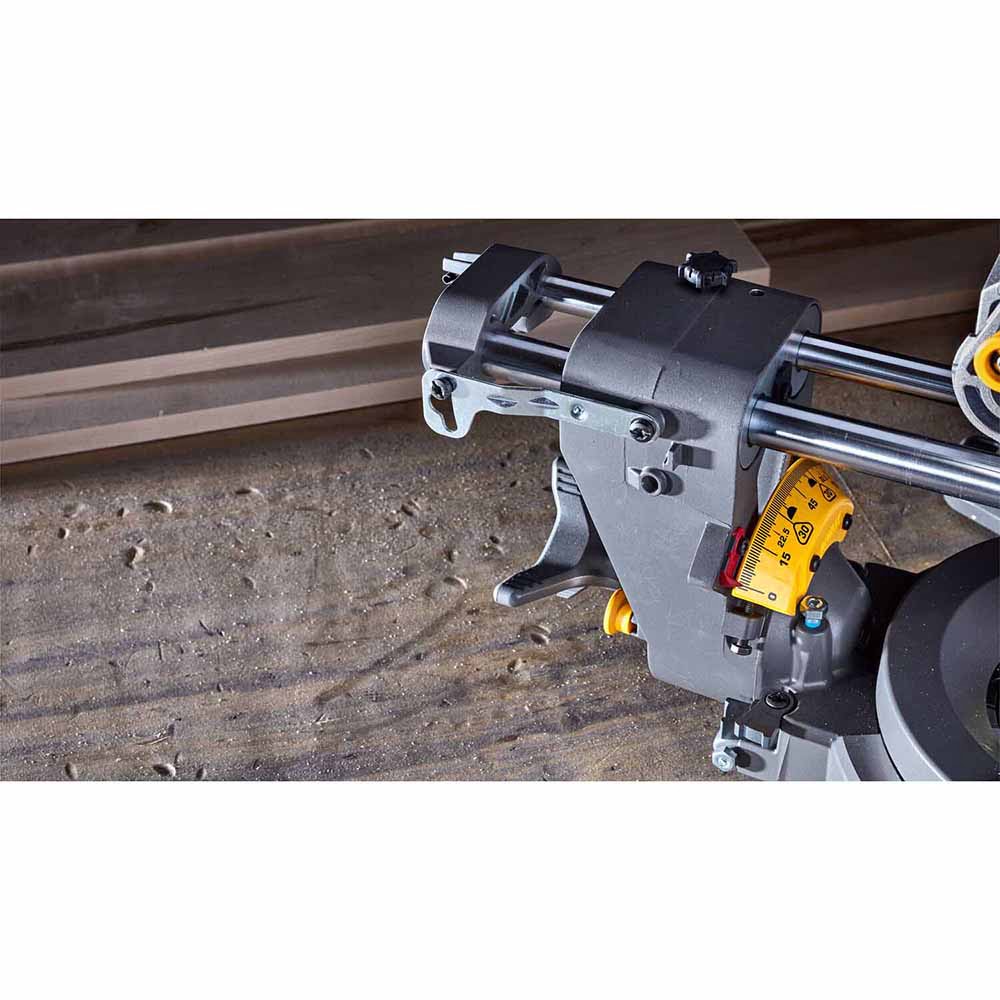 DeWalt-DCS781X1_14.jpg