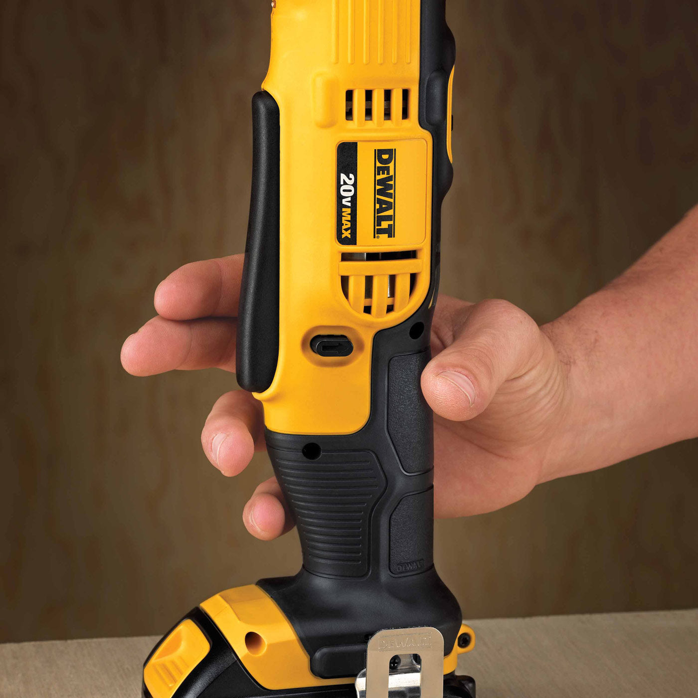Dewalt-DCD740C1_12_86dcd73b-55d8-470c-80ce-3c3a2554dc77.jpg