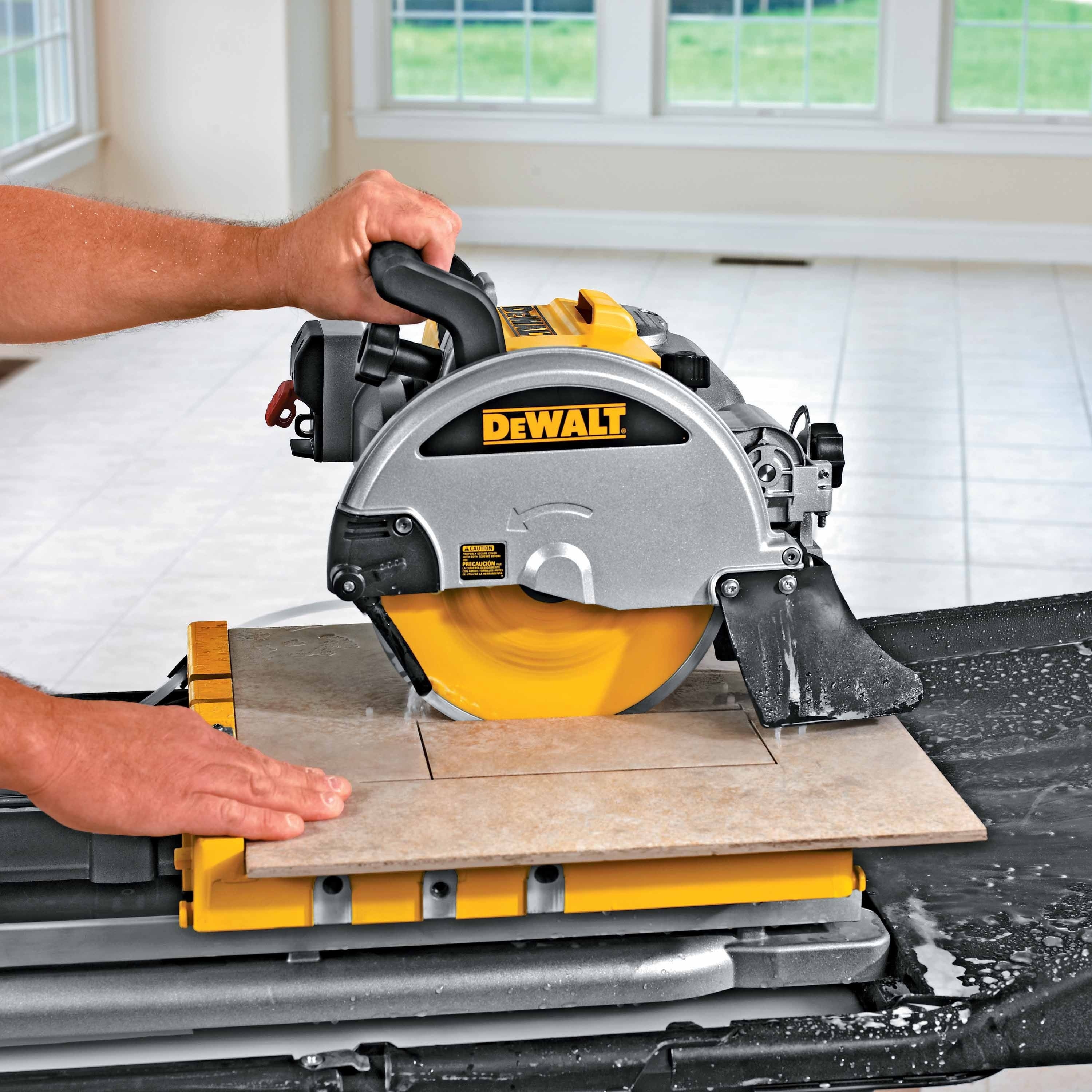 Dewalt-d24000_07_ba7652bc-bb22-4377-9c81-0d68df46149d.jpg